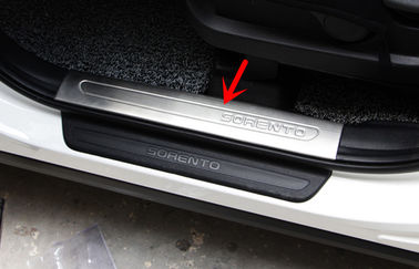 China Polished Illuminated Side Door Sills Scuff Plates For Kia All New Sorento 2015 supplier
