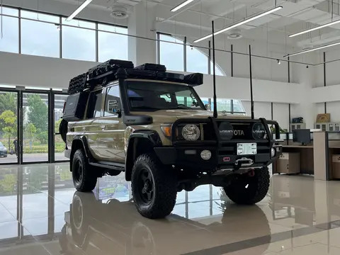 Toyota Land Cruiser LC76 New style modification- A Legend in the Off-Road World