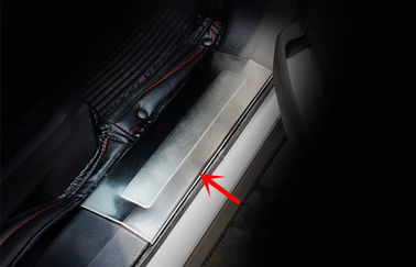 China Stainless Steel Outer And Inner Side Door Sill Plates For Ford Explorer 2011 2012 supplier