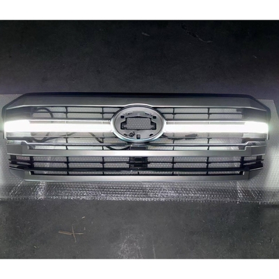 Good price 5310160450 Toyota ABS Plastic Front Grille Radiator Grill With Led Light OEM 5310160450 online
